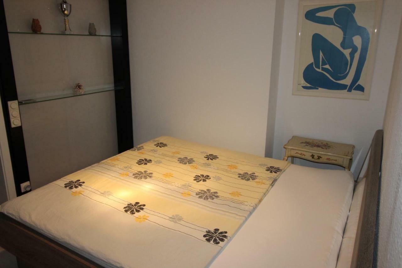Exclusive Wohnung 2 Im Herzen Der Altstadt In Nahe Der Uniklinik Хомбург Екстериор снимка